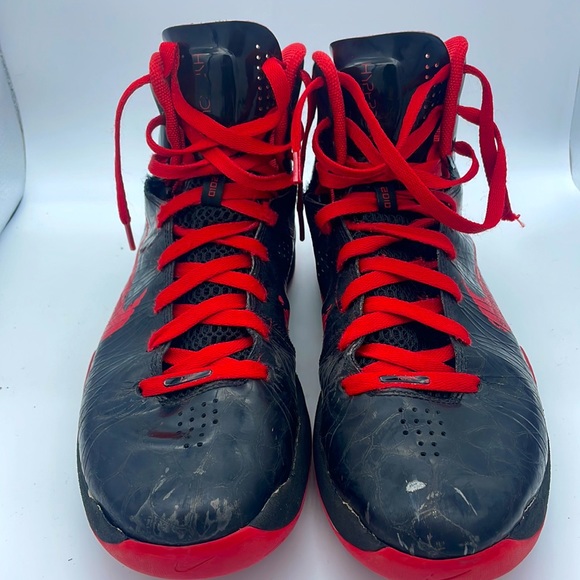 Nike Hyperdunk - Picture 2 of 7